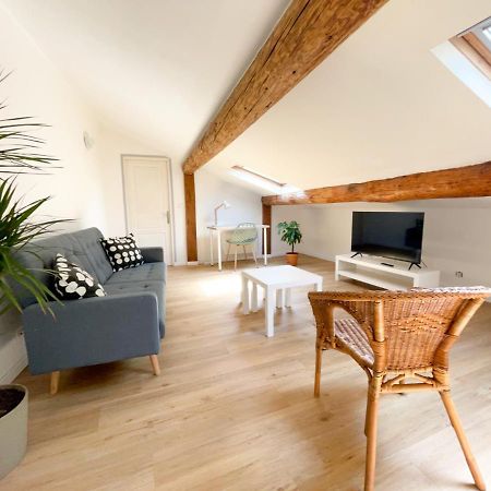 Spacieux Duplex Central Avec Terrasse Tropezienne Салон-де-Прованс Екстер'єр фото
